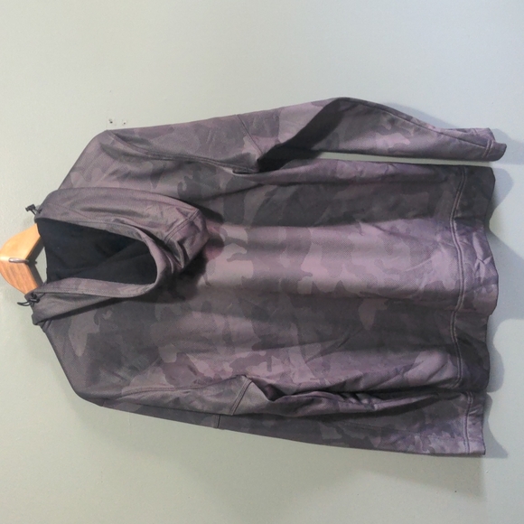 Champion men's large camo sweater / jacket - Picture 2 of 3